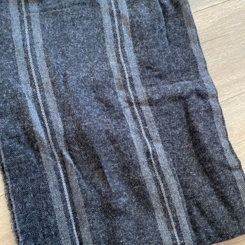 NWT LACCESSORIO ITALIANO wool blend scarf made in Italy